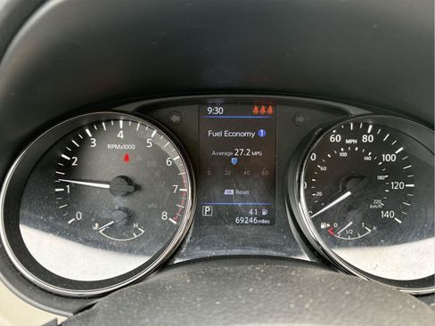 Used 2020 Nissan Rogue Sport SV AWD/4WD image 13