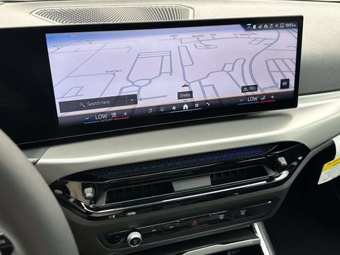 New 2026 BMW 330i xDrive Sedan w/ M Sport Package AWD/4WD image 16