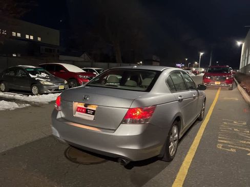 Used 2009 Honda Accord EX-L image 16