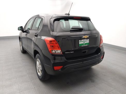 Used 2020 Chevrolet Trax LS AWD/4WD image 6