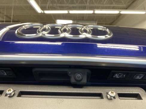 Used 2022 Audi Q7 Premium Plus w/ Premium Plus Package image 31