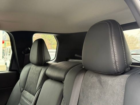 New 2026 Mitsubishi Outlander SE image 25