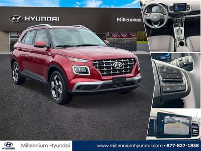 Certified 2023 Hyundai Venue Limited w/ Cargo Package