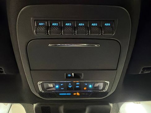 Certified 2024 Ford F150 Raptor AWD/4WD image 31