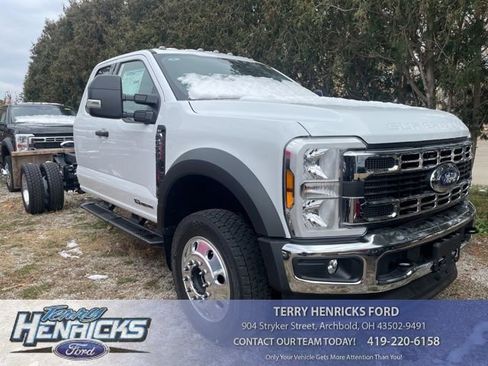 New 2026 Ford F550 4x4 Supercab Super Duty w/ XLT Value Package image 1