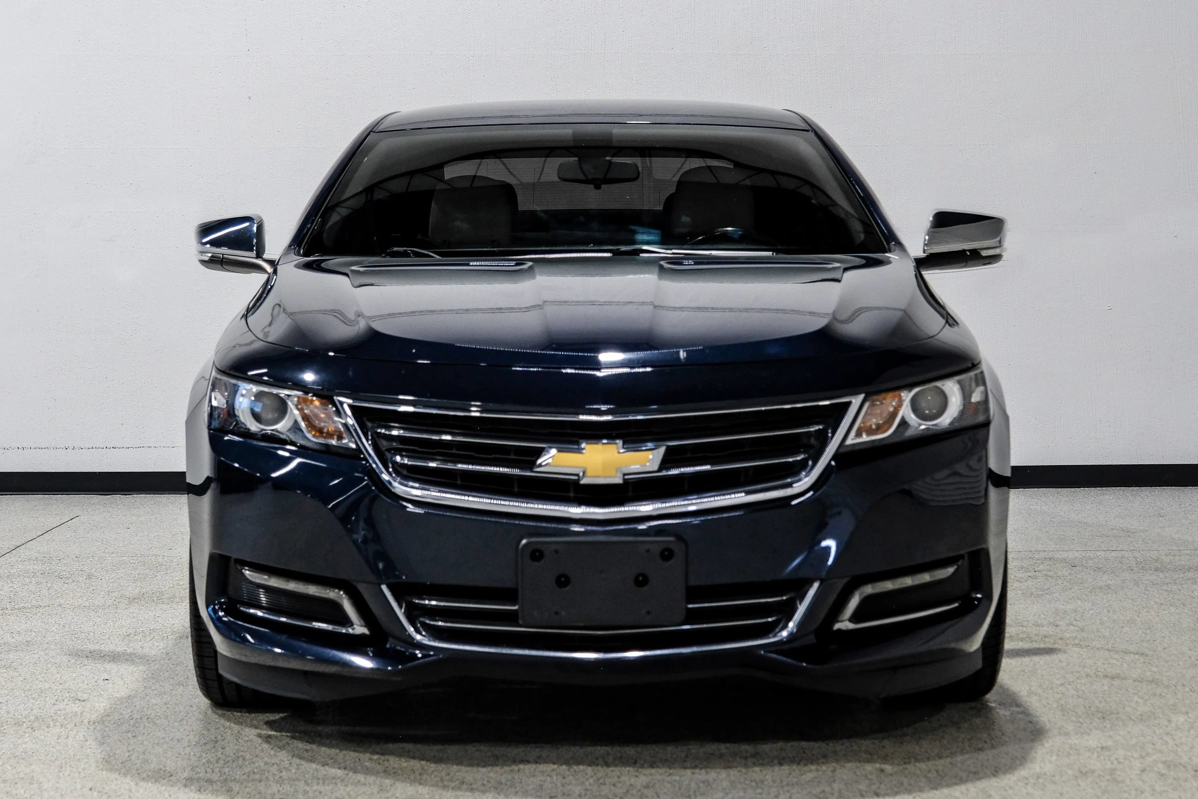 Used 2018 Chevrolet Impala Premier FWD image 3