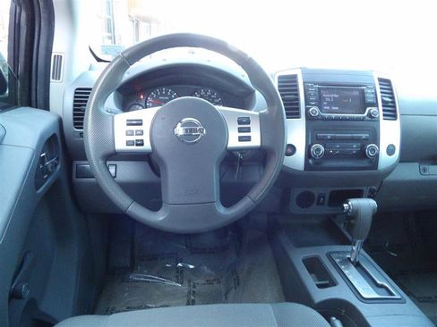 Used 2018 Nissan Frontier S image 20