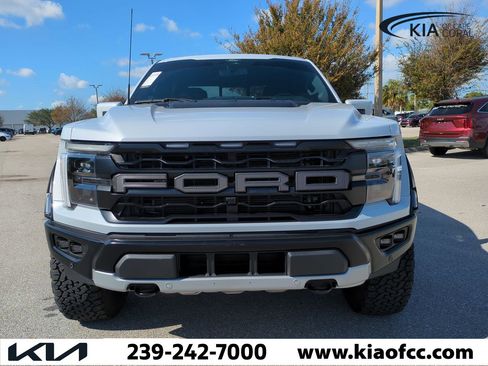 Used 2025 Ford F150 Raptor image 3