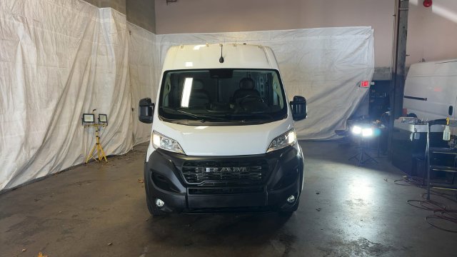 Used 2025 RAM ProMaster 2500 w/ Convenience Group FWD image 3