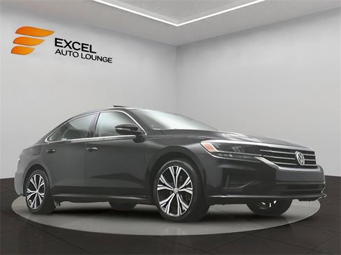 Used 2020 Volkswagen Passat 2.0T SEL image 38