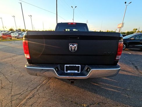 Used 2015 RAM 1500 Classic SLT image 3