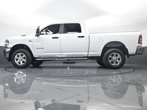 Used 2024 RAM 2500 Big Horn AWD/4WD image 63