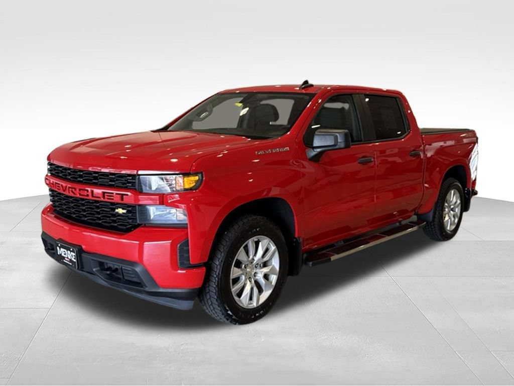 Used 2020 Chevrolet Silverado 1500 Custom w/ Custom Value Package AWD/4WD image 3