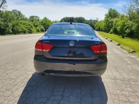 Used 2014 Volkswagen Passat 1.8T SE FWD image 5