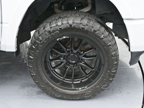 Used 2020 RAM 1500 Laramie w/ Sport Appearance Package image 34