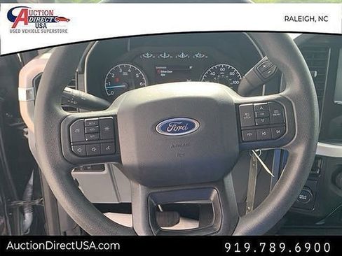 Used 2021 Ford F150 XLT image 26