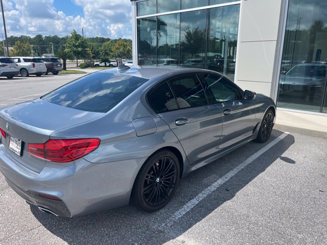 Used 2020 BMW 530e w/ M Sport Package RWD image 3
