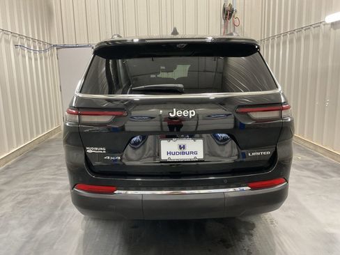 Used 2023 Jeep Grand Cherokee L Limited w/ Luxury Tech Group II image 24