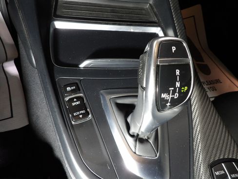 Used 2018 BMW M240i Coupe RWD image 13