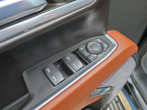 Certified 2024 GMC Sierra 3500 Denali Ultimate image 28