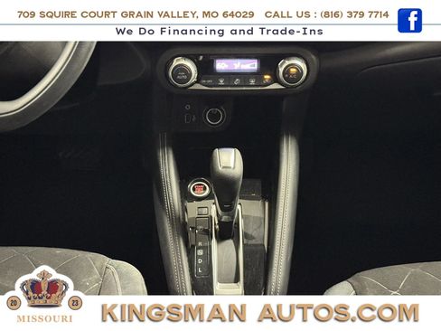 Used 2019 Nissan Kicks SV FWD image 18