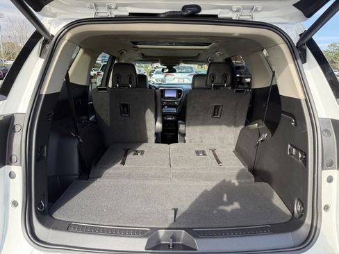 Used 2018 GMC Acadia Denali w/ Technology Package image 31