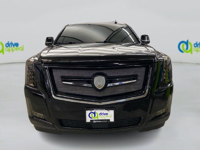 Used 2017 Cadillac Escalade Platinum AWD/4WD image 16