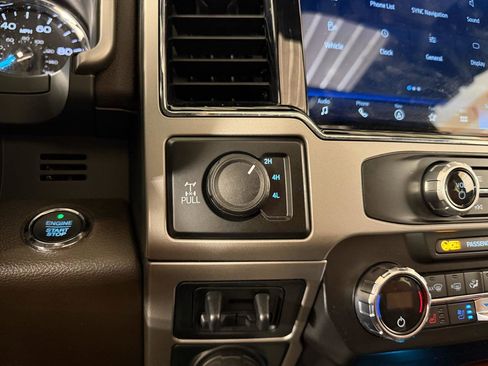 Used 2022 Ford F250 King Ranch AWD/4WD image 31