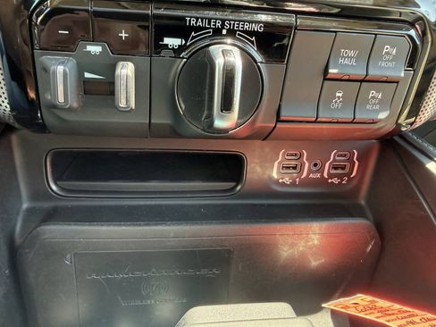 Used 2021 RAM 1500 Limited AWD/4WD image 21