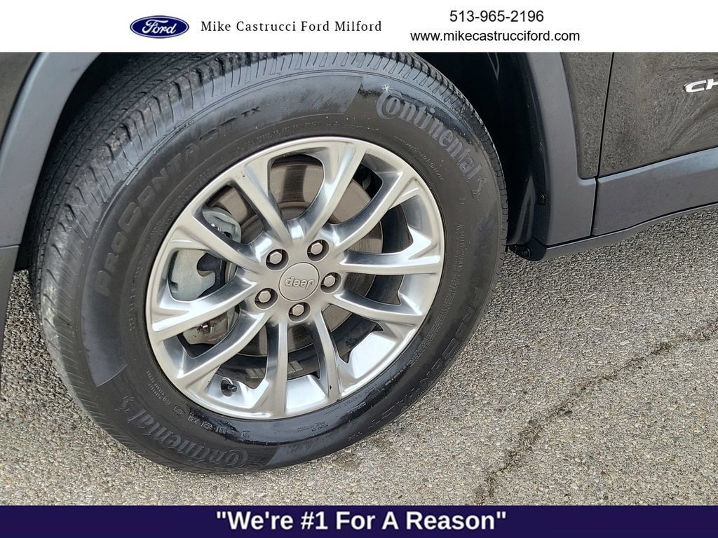 Used 2021 Jeep Cherokee Latitude Lux AWD/4WD image 9