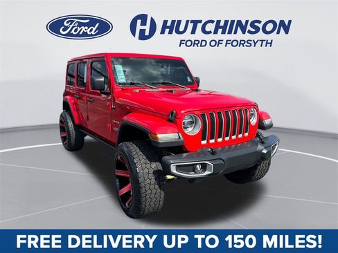 Used 2018 Jeep Wrangler Unlimited Sahara image 1