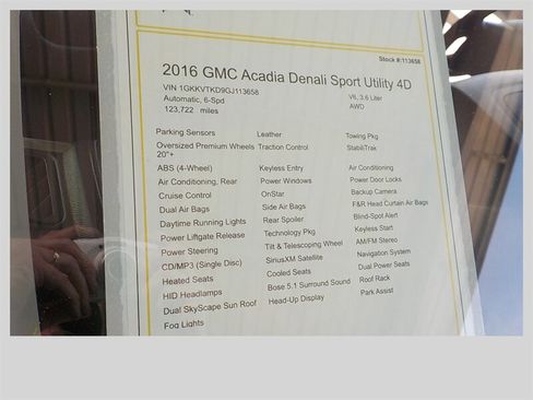 Used 2016 GMC Acadia Denali image 21