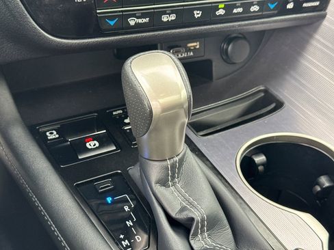 Used 2022 Lexus RX 350 F Sport w/ Accessory Package AWD/4WD image 32