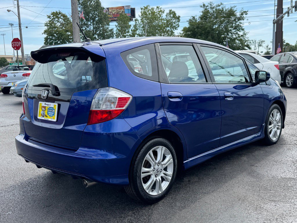 Used 2010 Honda Fit Sport image 6