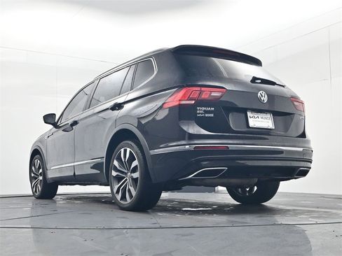 Used 2021 Volkswagen Tiguan SEL Premium R-Line image 41