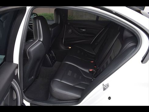 Used 2018 BMW M3 w/ Executive Package image 21