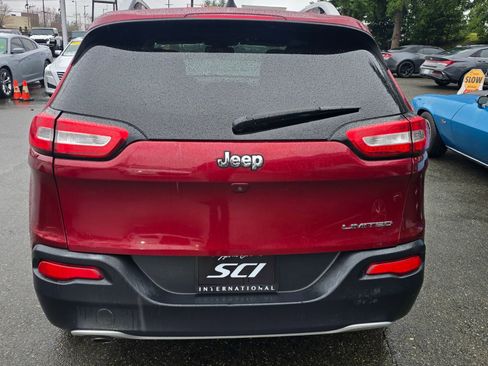 Used 2016 Jeep Cherokee Limited image 5