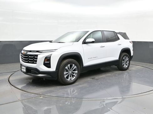 Used 2025 Chevrolet Equinox LT image 1