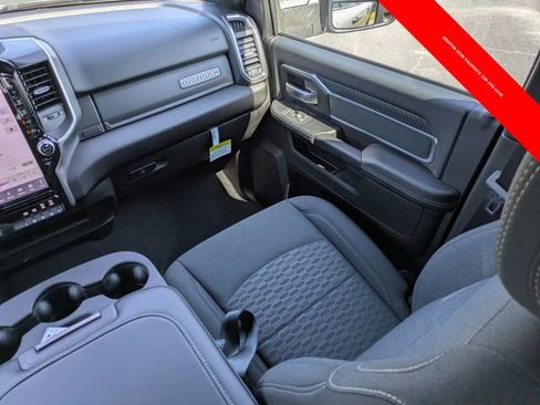 New 2026 RAM 2500 Big Horn AWD/4WD image 16