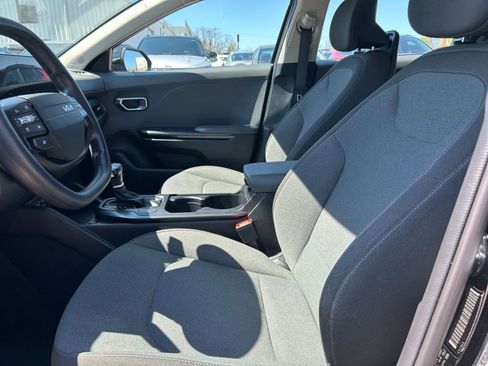 Used 2025 Kia K4 LXS image 22