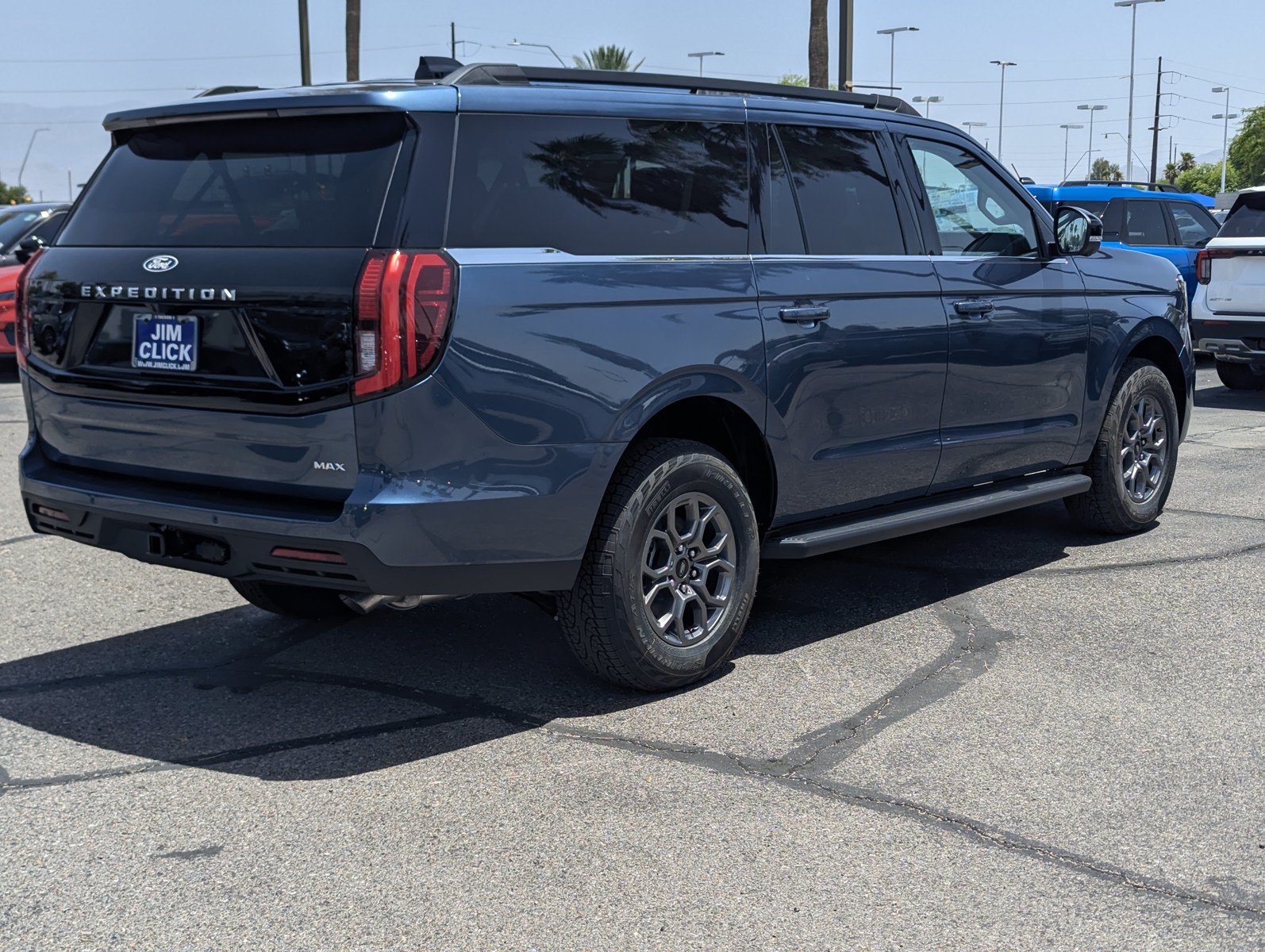 New 2027 Ford Expedition Max Active RWD image 2