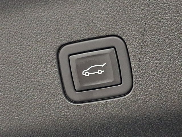 Certified 2023 Chevrolet Tahoe High Country AWD/4WD image 29
