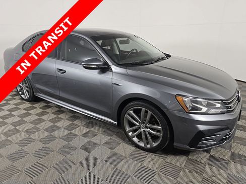 Used 2018 Volkswagen Passat 2.0T R-Line FWD image 5