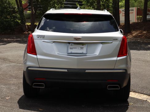 Used 2019 Cadillac XT5 Premium Luxury FWD image 6