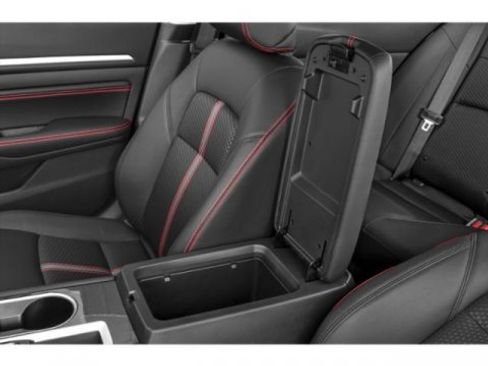 Used 2023 Nissan Altima 2.5 SR image 17
