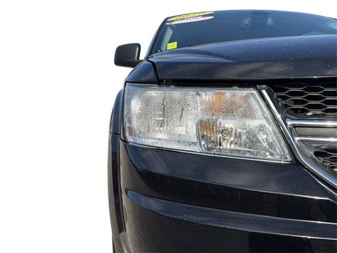 Used 2020 Dodge Journey SE image 12