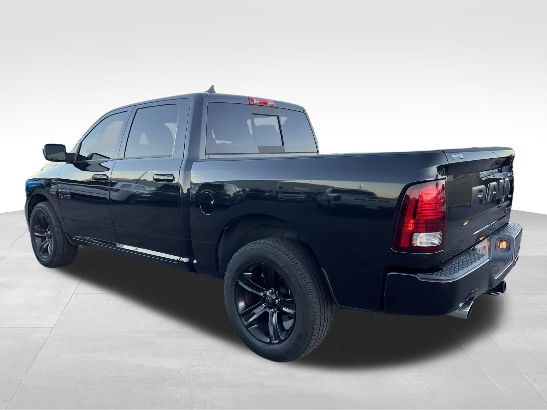Used 2017 RAM 1500 Sport w/ Quick Order Package 26Q Night AWD/4WD image 8