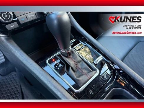 Used 2025 Jeep Compass Trailhawk image 31