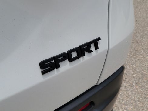 Certified 2024 Honda HR-V Sport image 10
