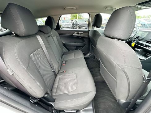 Used 2024 Kia Sportage LX image 25